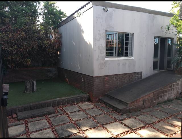 4 BEDROOM HOUSE FOR SALE IN GLENWOOD